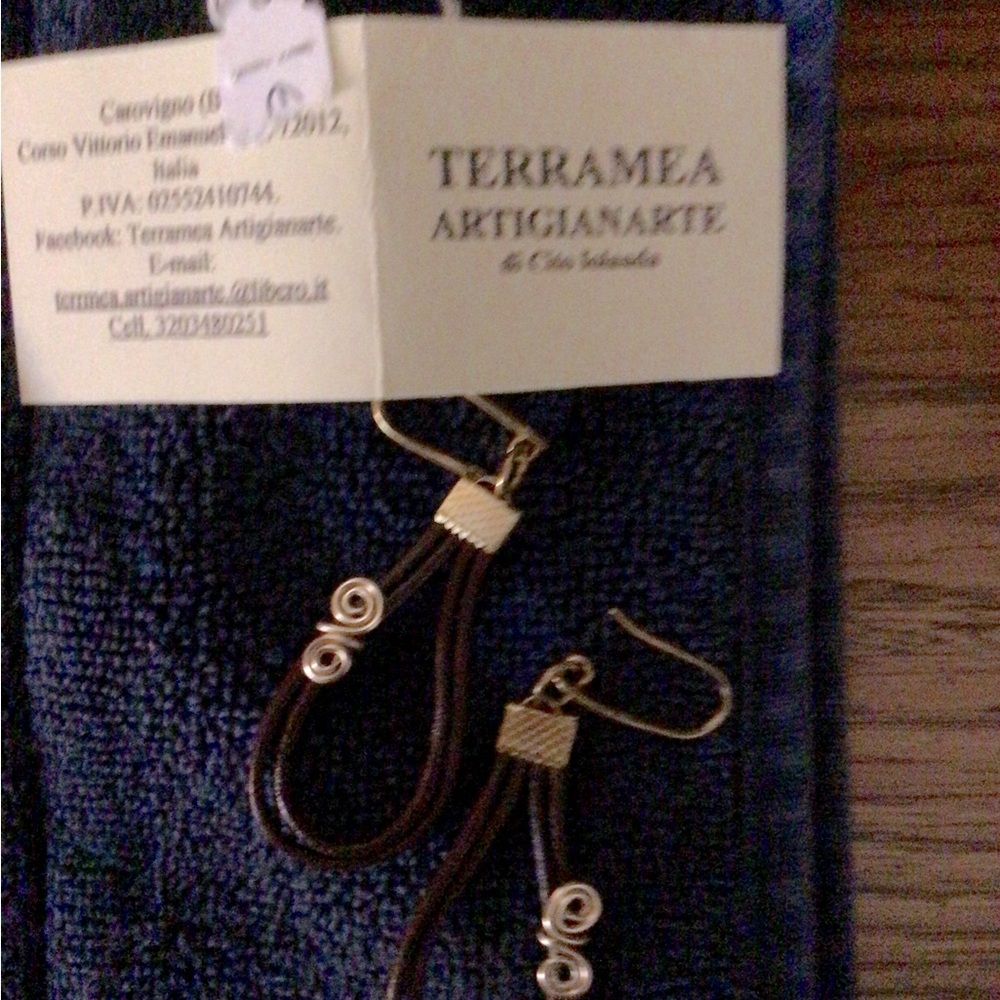 NWT Italian made drop leather earrings